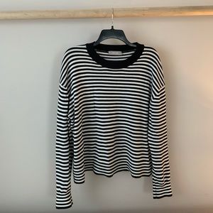 Everlane sweater !!